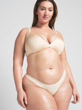 NEW SKIMS Wireless Form Super Push Up Bra Sand 34D NWT